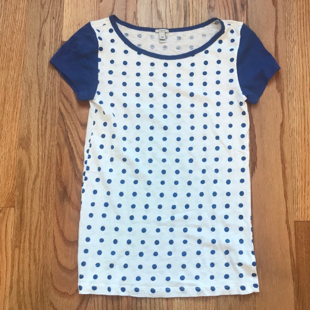 🌸J. Crew Blue and White Polka Dot cap sleeve T
